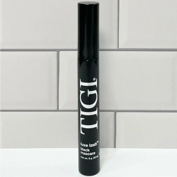 TIGI Cosmetics Black Luxe Lash Mascara - Picture 1 of 1
